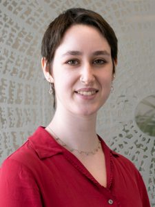 Headshot photo of Zoe Walts.