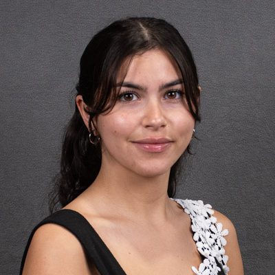 Headshot of Aila Vazquez.