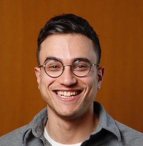 Headshot of Emile Gluck-Thaler.