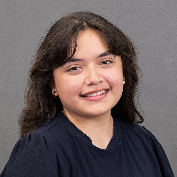 Headshot photo of Elaine Torres-Lopez.