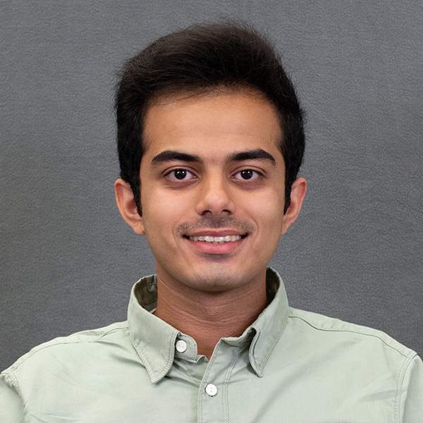 Headshot photo of Hassan Hashmi